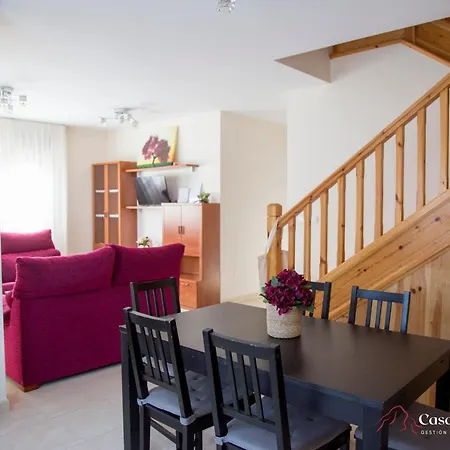 Сasa de vacaciones Vacacional Tina Menor - Casas De Picos *