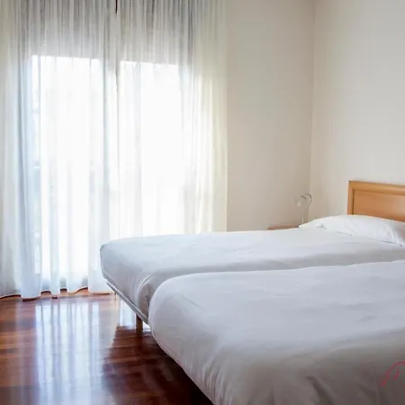 Vacacional Tina Menor - Casas De Picos Pesués